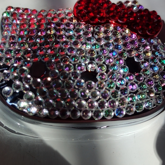 Hello Kitty Swarovski Crystal Studded Pave NWT - Picture 12 of 12